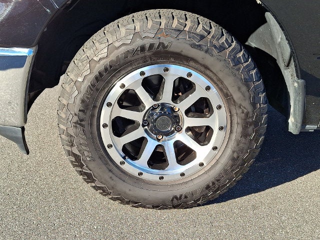 2021 RAM 1500 Classic SLT