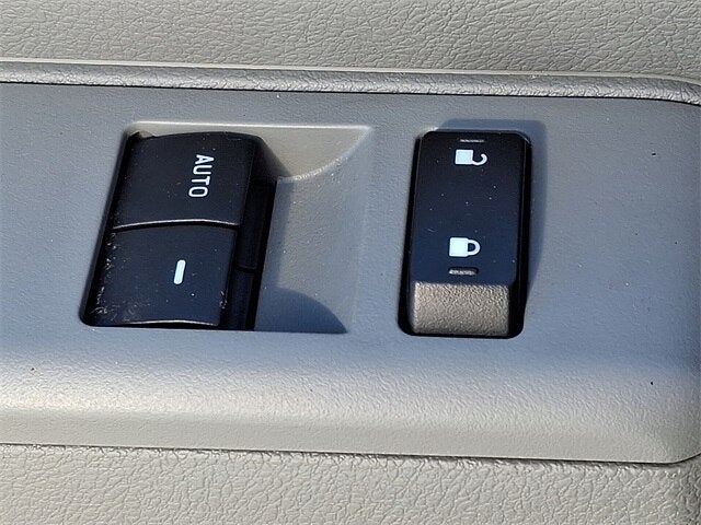 2024 Ford E-450SD 14' BOX TRUCK DRW