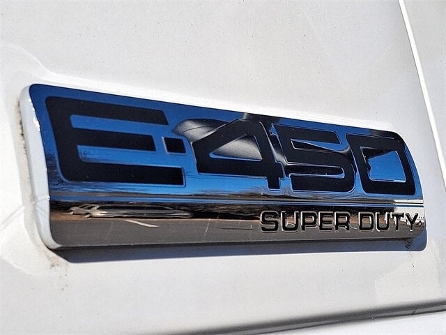 2024 Ford E-450SD 14' BOX TRUCK DRW