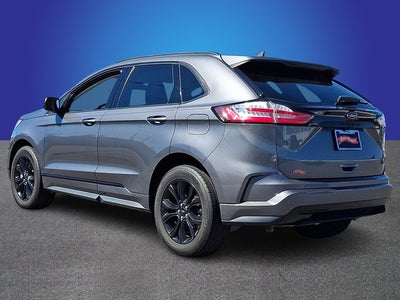 2023 Ford Edge SE