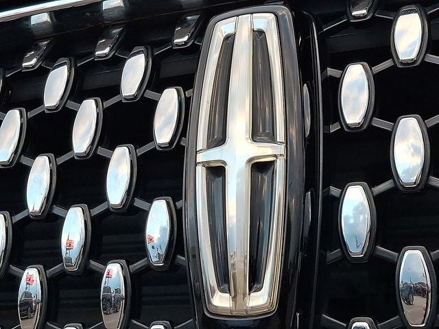 2022 Lincoln Aviator Black Label