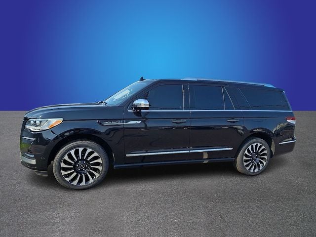 2022 Lincoln Navigator L Black Label