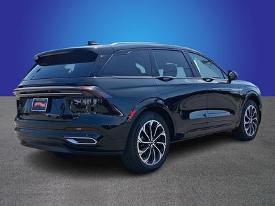 2025 Lincoln Nautilus Reserve