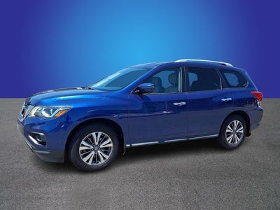 2017 Nissan Pathfinder SL