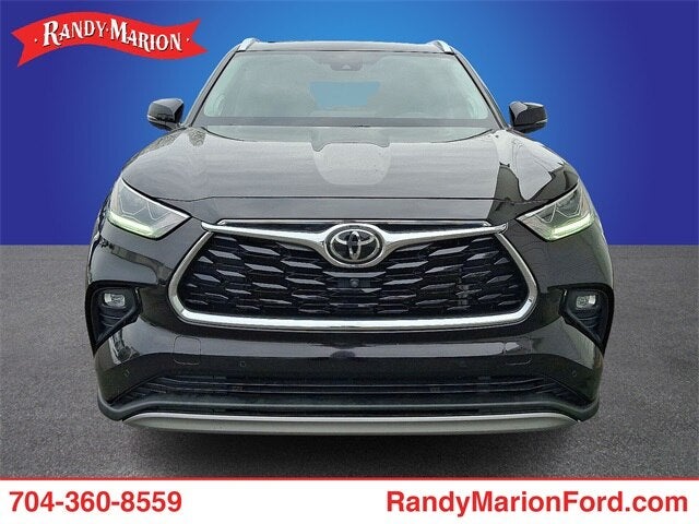 2022 Toyota Highlander Platinum