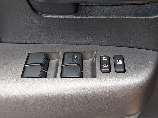 2012 Toyota Tundra Grade CrewMax