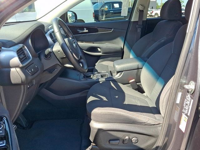 2020 Kia Sorento S