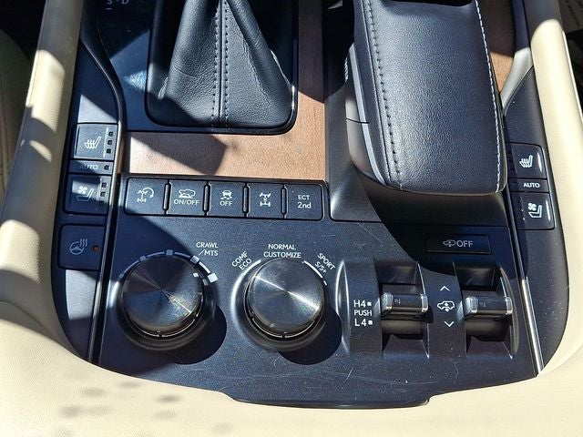 2019 Lexus LX 570