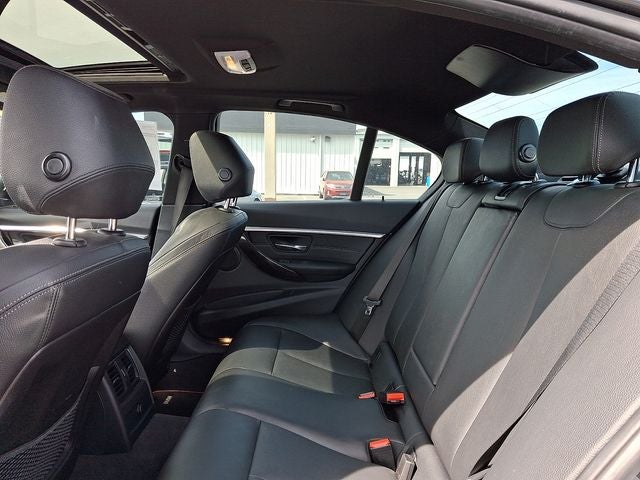 2018 BMW 3 Series 330i