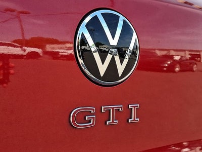 2024 Volkswagen Golf GTI SE