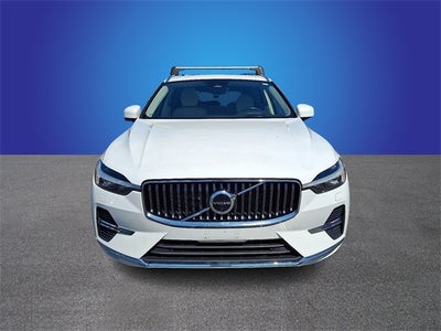 2023 Volvo XC60 B6 Ultimate Bright Theme
