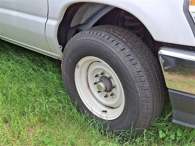 2022 Ford E-350SD Base Cutaway