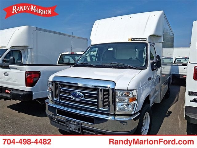 2021 Ford E-350SD Base Cutaway