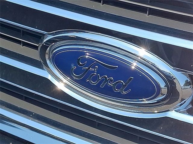 2021 Ford E-350SD Base Cutaway