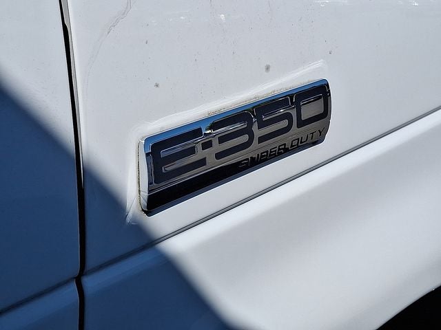 2021 Ford E-350SD Base Cutaway