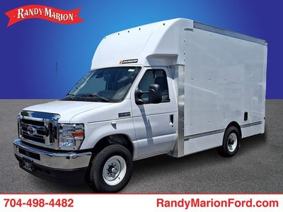 2022 Ford E-350SD Base Cutaway