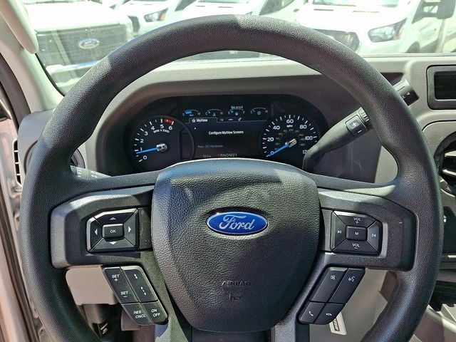 2022 Ford E-350SD Base Cutaway