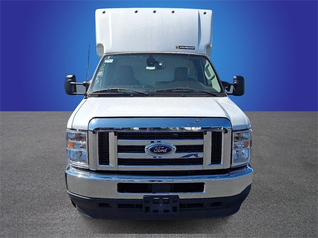 2024 Ford E-350SD Base Cutaway