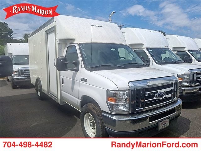 2024 Ford E-350SD Base Cutaway