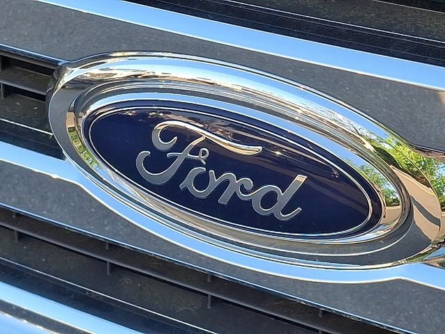 2024 Ford E-350SD Base Cutaway