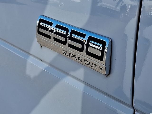 2021 Ford E-350SD Base Cutaway