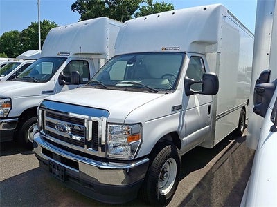 2024 Ford E-350SD Base Cutaway