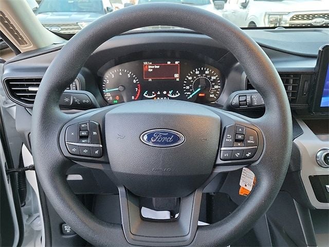 2024 Ford Explorer Base