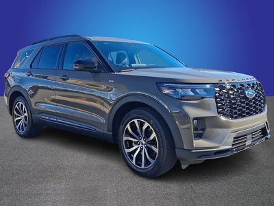 2026 Ford Explorer ST-Line