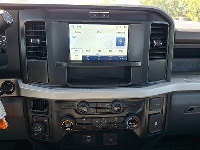 2027 Ford F-350SD F-350® XL