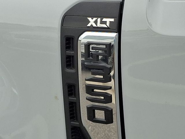 2026 Ford F-350SD XLT DRW