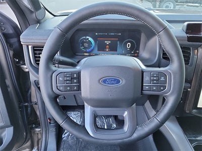 2023 Ford F-150 Lightning LARIAT