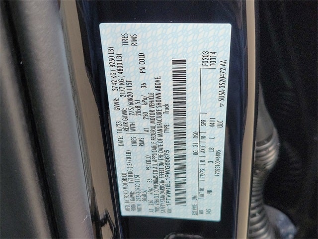 2023 Ford F-150 Lightning LARIAT