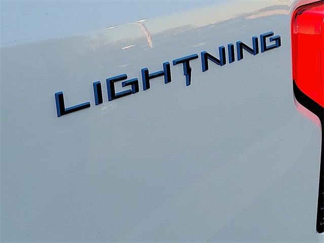 2023 Ford F-150 Lightning LARIAT