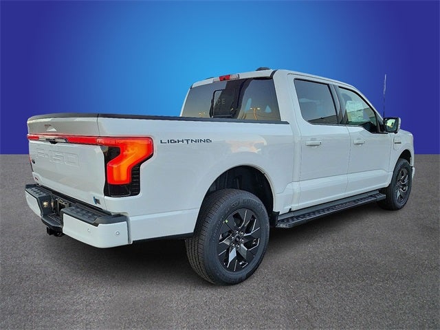 2023 Ford F-150 Lightning LARIAT