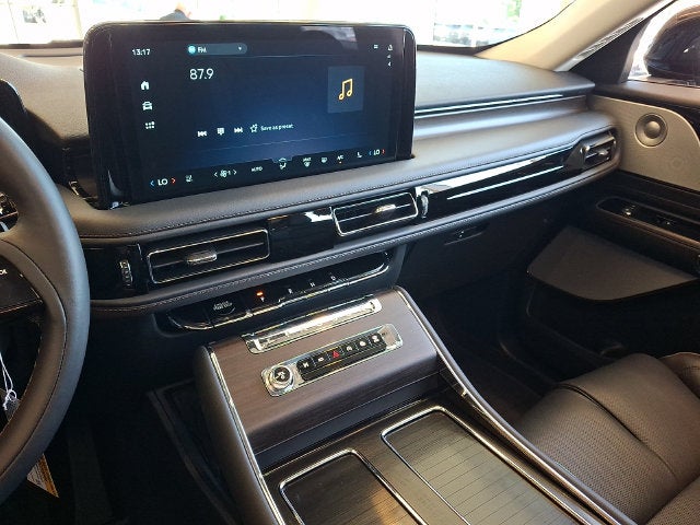 2027 Lincoln Aviator Reserve