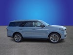 2027 Lincoln Navigator Premiere