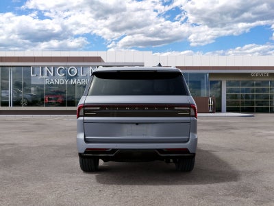 2027 Lincoln Navigator Premiere