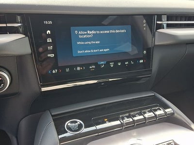 2027 Lincoln Navigator Premiere