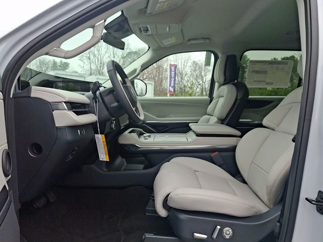 2026 Lincoln Navigator Premiere