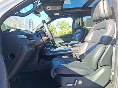 2025 Lincoln Navigator L Reserve