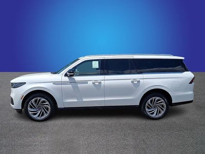 2026 Lincoln Navigator L Reserve