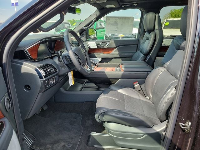 2024 Lincoln Navigator L L Reserve