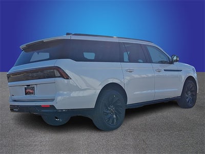 2026 Lincoln Navigator L Reserve