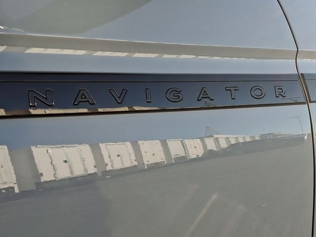 2025 Lincoln Navigator L Reserve