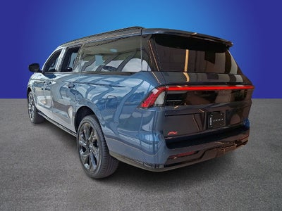 2027 Lincoln Navigator L Reserve