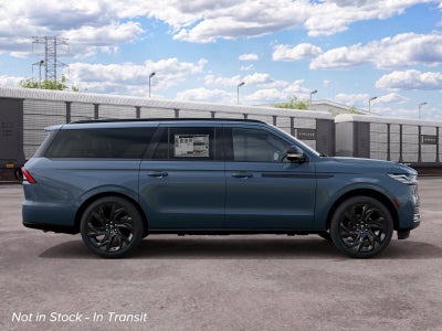 2027 Lincoln Navigator L Reserve