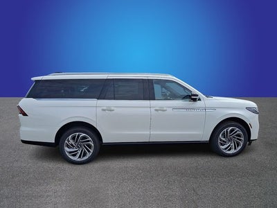 2026 Lincoln Navigator L Reserve