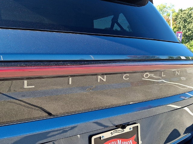 2027 Lincoln Navigator L Premiere