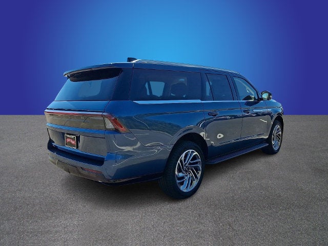 2027 Lincoln Navigator L Premiere