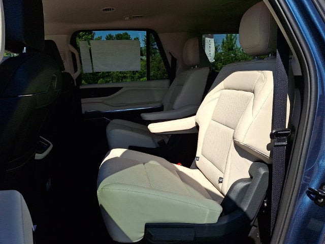 2027 Lincoln Navigator L Premiere
